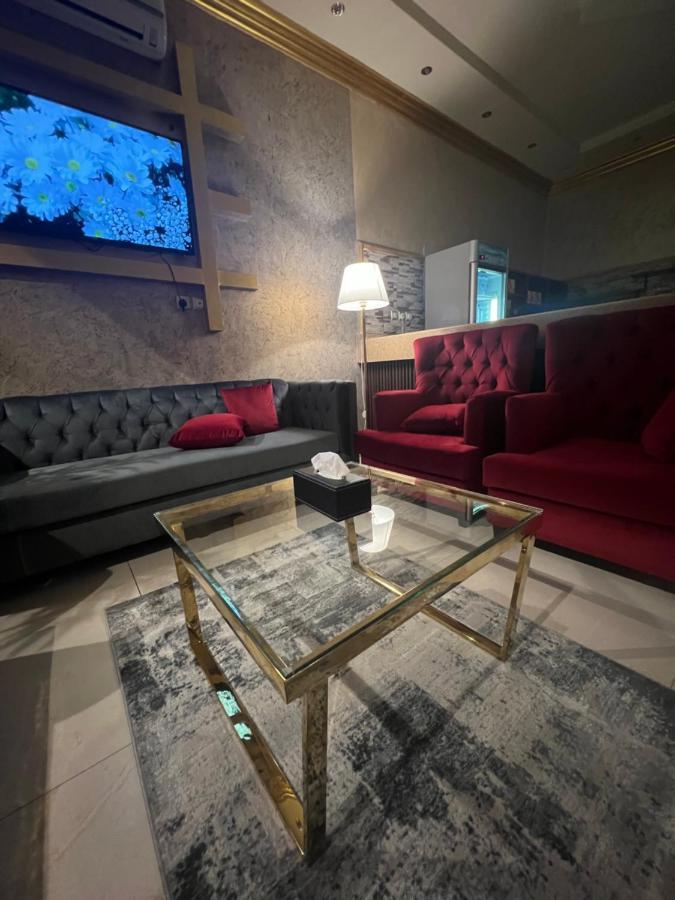 أجنحة ورد للوحدات الفندقية Khamis Mushait Exterior photo