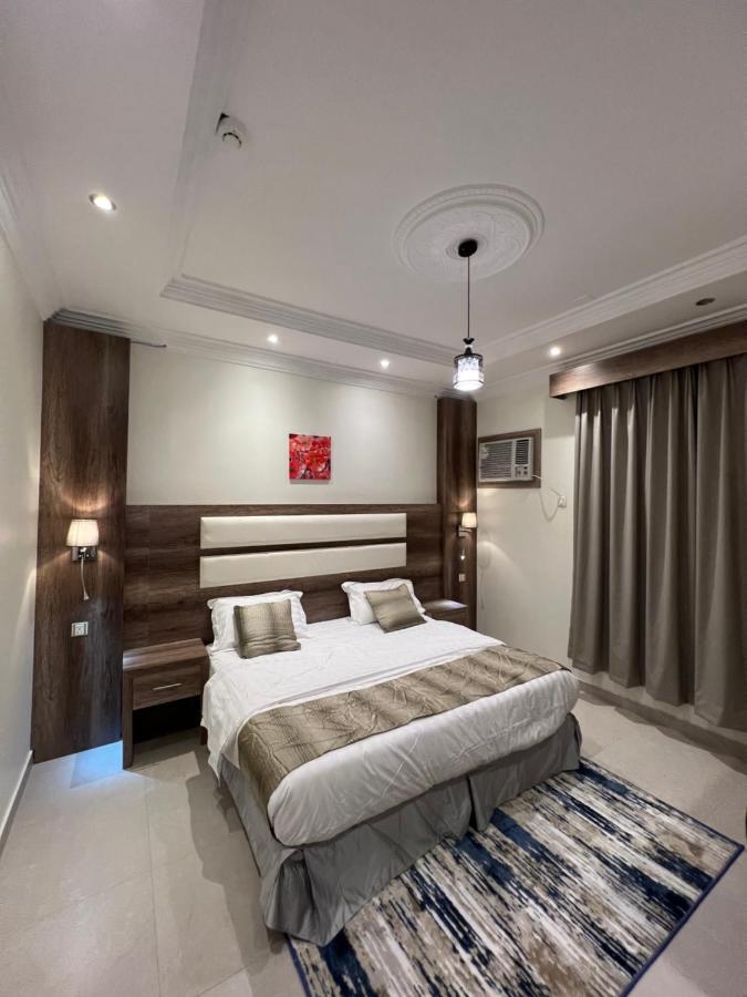 أجنحة ورد للوحدات الفندقية Khamis Mushait Exterior photo