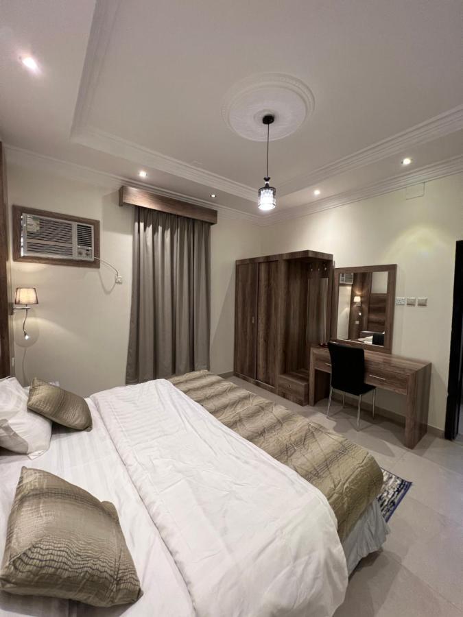 أجنحة ورد للوحدات الفندقية Khamis Mushait Exterior photo