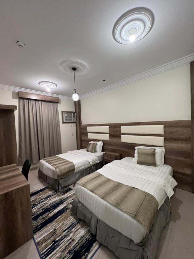 أجنحة ورد للوحدات الفندقية Khamis Mushait Exterior photo