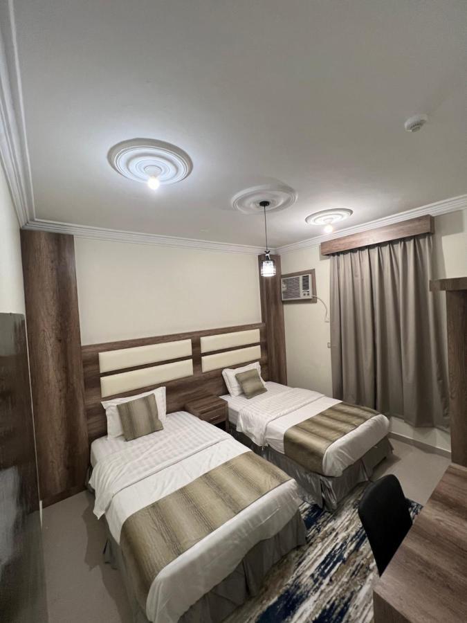أجنحة ورد للوحدات الفندقية Khamis Mushait Exterior photo