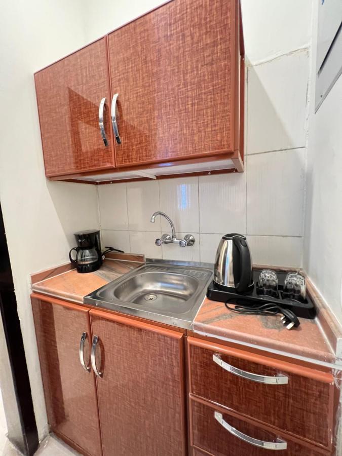 أجنحة ورد للوحدات الفندقية Khamis Mushait Exterior photo