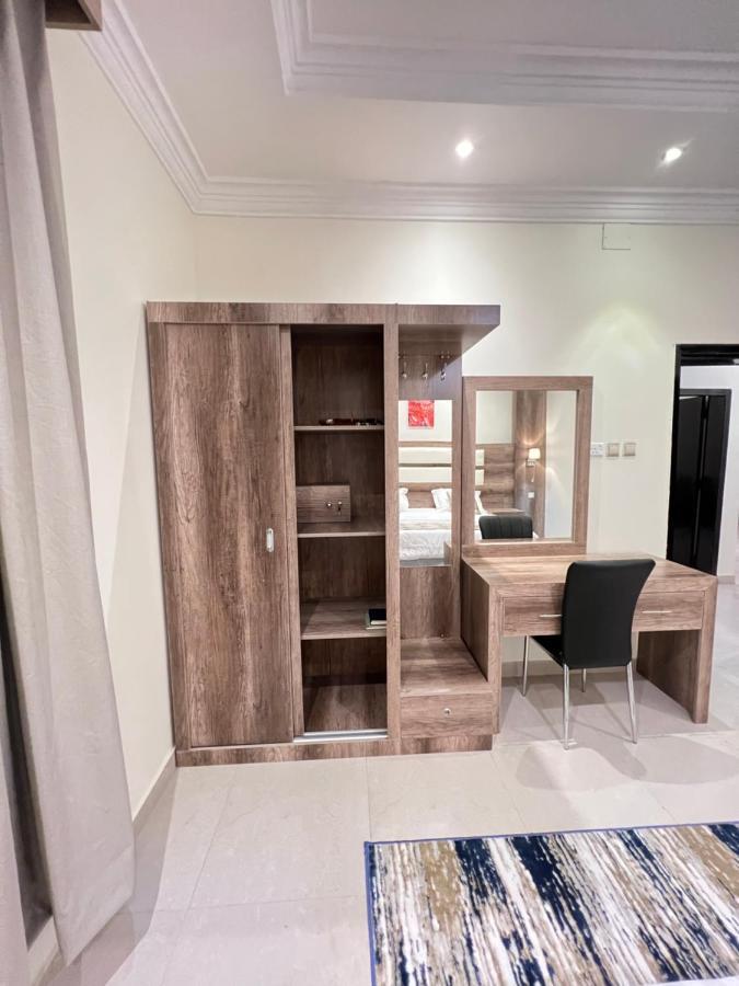 أجنحة ورد للوحدات الفندقية Khamis Mushait Exterior photo