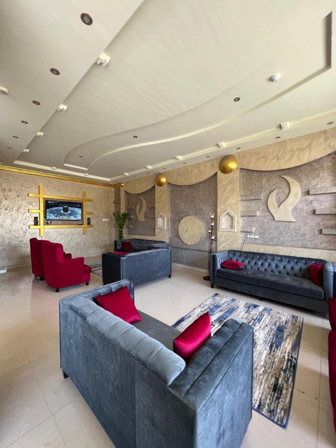 أجنحة ورد للوحدات الفندقية Khamis Mushait Exterior photo