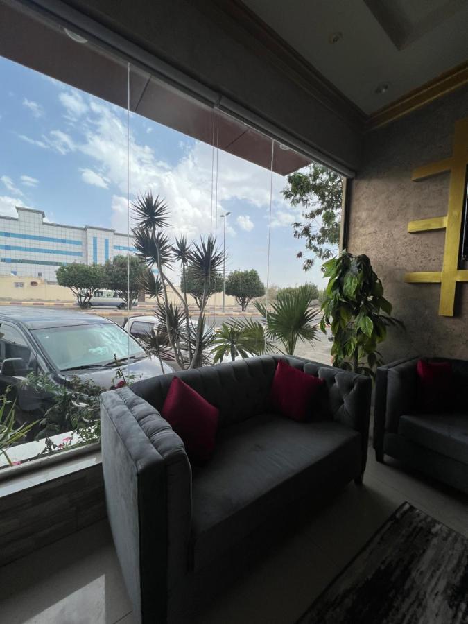 أجنحة ورد للوحدات الفندقية Khamis Mushait Exterior photo