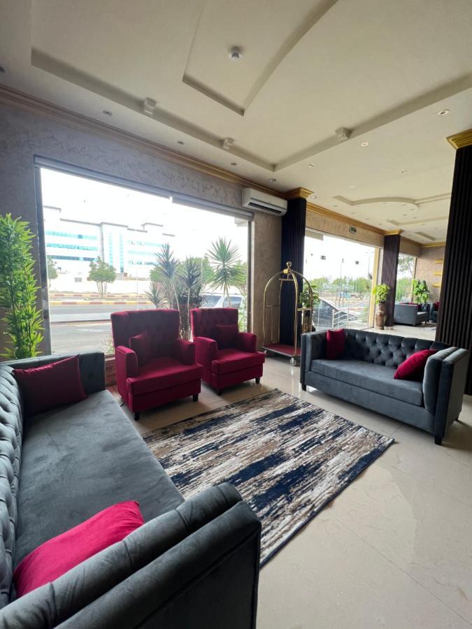 أجنحة ورد للوحدات الفندقية Khamis Mushait Exterior photo